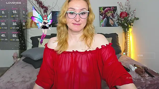 Snapshot of MadissonKiss chatting on September 12, 2025, 12:33 am MadissonKiss online show from September 12, 2025, 12:33 am