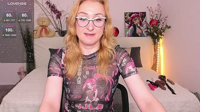 Snapshot of MadissonKiss chatting on September 26, 2025, 2:15 am MadissonKiss online show from September 26, 2025, 2:15 am