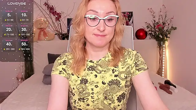 Snapshot of MadissonKiss chatting on November 10, 2025, 1:15 am MadissonKiss online show from November 10, 2025, 1:15 am