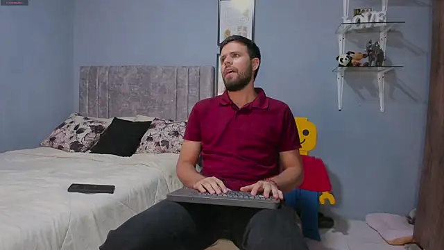 ETHAN ADAM online show from March 31, 2026, 9:37 pm