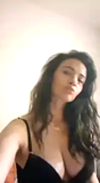 Snapshot of Afrodita_Arggeniss chatting on January 10, 2025, 1:53 am Afrodita Arggeniss online show from January 10, 2025, 1:53 am