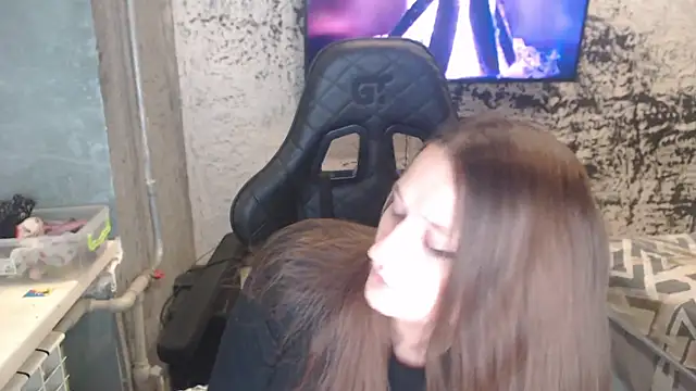 Snapshot of PamelaYoun chatting on October 24, 2025, 10:06 pm PamelaYoun online show from October 24, 2025, 10:06 pm