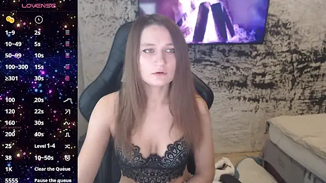 Snapshot of PamelaYoun chatting on November 2, 2025, 12:29 pm PamelaYoun online show from November 2, 2025, 12:29 pm