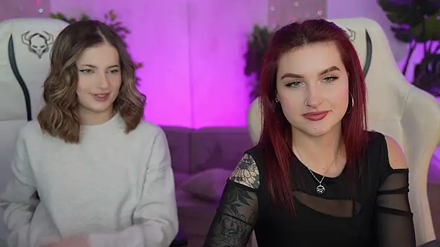 Magnetic Mia  online show from March 12, 2025, 7:59 pm