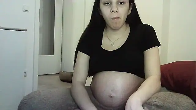 Snapshot of Ahotkittyxxx chatting on January 19, 2026, 4:11 pm Ahotkittyxxx online show from January 19, 2026, 4:11 pm