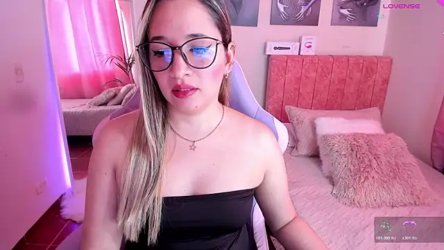 Snapshot of SamanthaBeltran chatting on February 2, 2026, 7:12 pm SamanthaBeltran online show from February 2, 2026, 7:12 pm