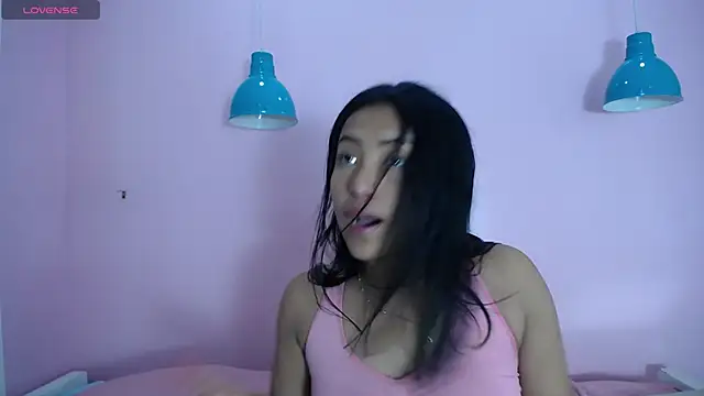 Snapshot of WenndyWild chatting on February 5, 2025, 6:02 am WenndyWild online show from February 5, 2025, 6:02 am