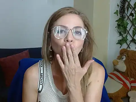 Snapshot of _melisaa_ chatting on December 31, 2024, 9:06 pm melisaa online show from December 31, 2024, 9:06 pm