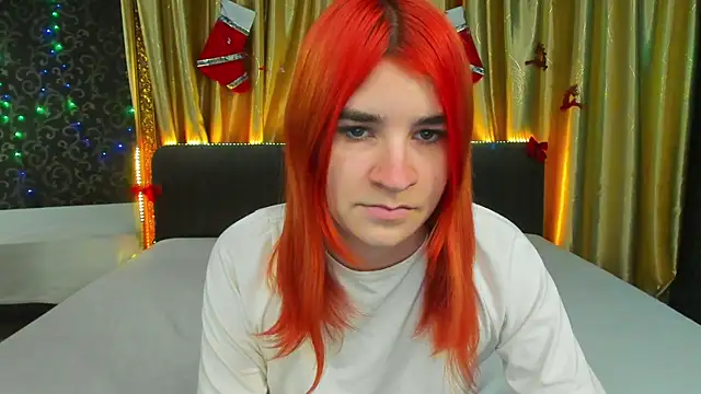  Polly Love  online show from January 5, 2025, 4:38 pm