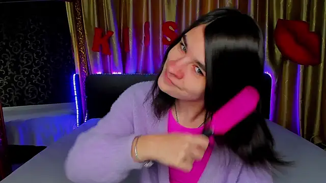 Snapshot of _Polly_Love_ chatting on February 8, 2026, 7:12 am Polly Love online show from February 8, 2026, 7:12 am