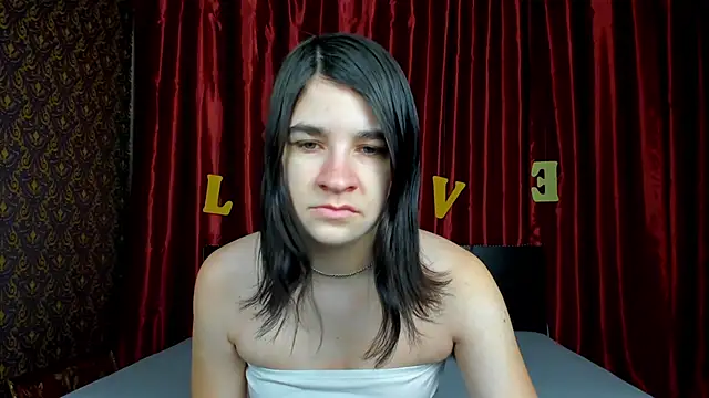 Snapshot of _Polly_Love_ chatting on February 14, 2026, 7:05 am Polly Love online show from February 14, 2026, 7:05 am