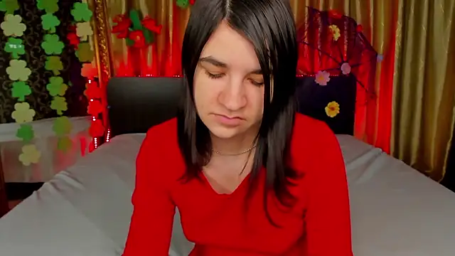  Polly Love  online show from March 18, 2026, 7:11 am