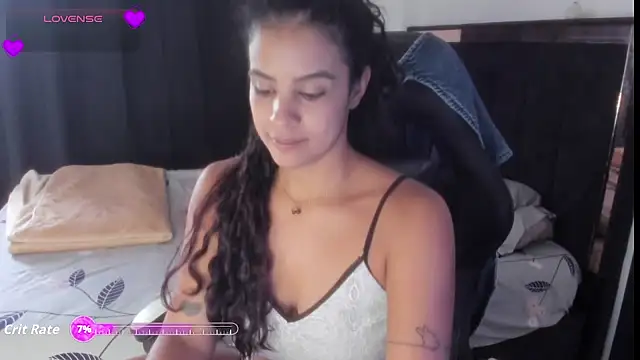 Snapshot of Moon_Sammy chatting on October 11, 2025, 1:42 pm Moon Sammy online show from October 11, 2025, 1:42 pm