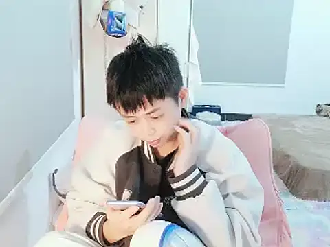 FFFFZ189 online show from January 13, 2025, 2:42 pm