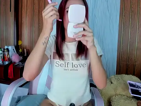 Snapshot of daphneandrade chatting on November 13, 2025, 3:22 pm daphneandrade online show from November 13, 2025, 3:22 pm