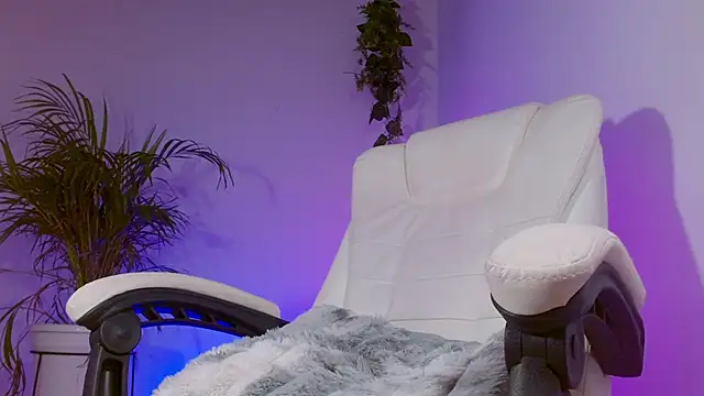 Snapshot of keily_scot chatting on December 28, 2024, 11:26 pm keily scot online show from December 28, 2024, 11:26 pm