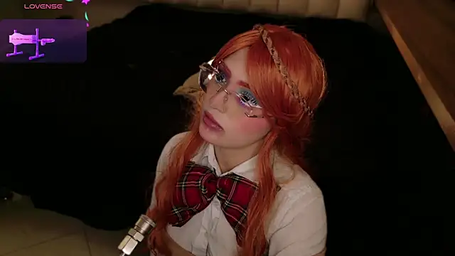 Snapshot of Megan_mooree_ chatting on October 24, 2025, 1:29 pm Megan mooree online show from October 24, 2025, 1:29 pm