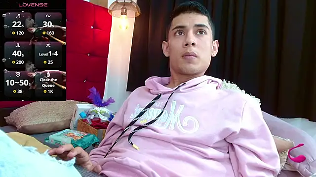 Snapshot of Oliver_king_sex chatting on September 20, 2025, 6:53 pm Oliver king sex online show from September 20, 2025, 6:53 pm