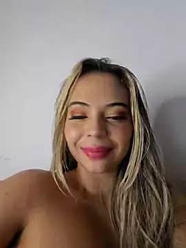 Snapshot of Antonella2_m chatting on December 2, 2024, 2:19 pm Antonella2 m online show from December 2, 2024, 2:19 pm