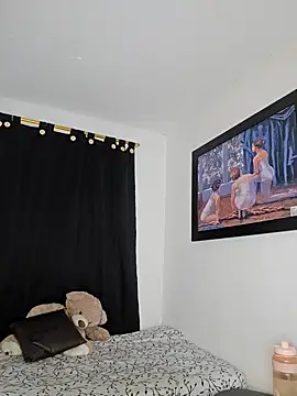 Snapshot of Antonella2_m chatting on December 6, 2024, 11:11 am Antonella2 m online show from December 6, 2024, 11:11 am