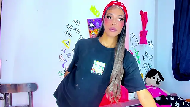 Snapshot of bloom444 chatting on November 21, 2025, 1:37 am bloom444 online show from November 21, 2025, 1:37 am