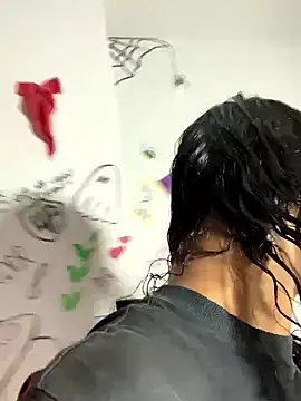 bloom444 online show from January 17, 2026, 2:38 am