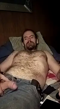 Snapshot of RobStrokes215 chatting on December 8, 2024, 5:33 pm RobStrokes215 online show from December 8, 2024, 5:33 pm