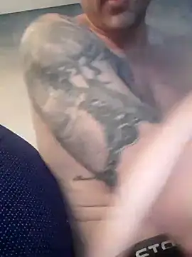 Snapshot of SKY90blnk chatting on September 28, 2025, 8:36 pm SKY90blnk online show from September 28, 2025, 8:36 pm