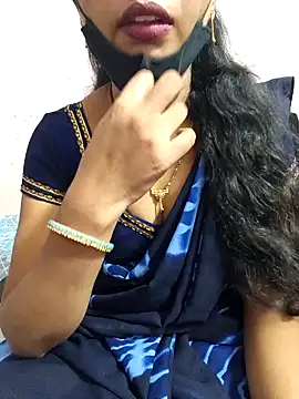 Snapshot of tina_rosy chatting on December 5, 2024, 4:44 pm tina rosy online show from December 5, 2024, 4:44 pm