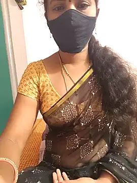 Snapshot of tina_rosy chatting on January 5, 2025, 7:39 pm tina rosy online show from January 5, 2025, 7:39 pm