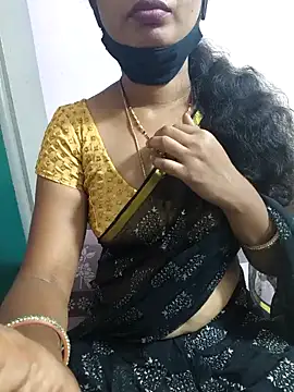 Snapshot of tina_rosy chatting on January 5, 2025, 10:40 pm tina rosy online show from January 5, 2025, 10:40 pm