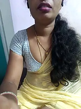 Snapshot of tina_rosy chatting on January 9, 2025, 9:47 pm tina rosy online show from January 9, 2025, 9:47 pm