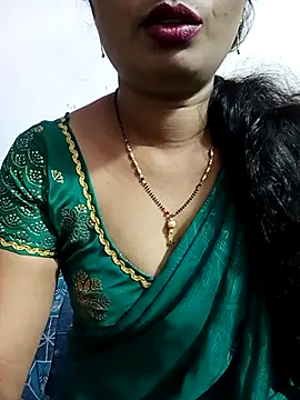 Snapshot of tina_rosy chatting on February 11, 2025, 5:18 pm tina rosy online show from February 11, 2025, 5:18 pm