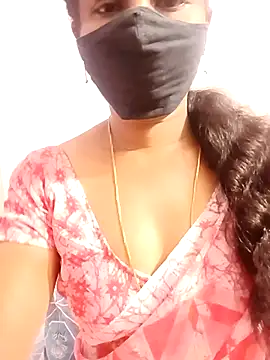 Snapshot of tina_rosy chatting on February 16, 2025, 8:11 pm tina rosy online show from February 16, 2025, 8:11 pm