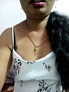 Snapshot of tina_rosy chatting on March 1, 2025, 8:53 pm tina rosy online show from March 1, 2025, 8:53 pm