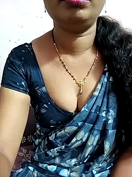 Snapshot of tina_rosy chatting on March 4, 2025, 6:18 pm tina rosy online show from March 4, 2025, 6:18 pm