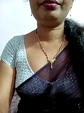 Snapshot of tina_rosy chatting on March 7, 2025, 6:35 am tina rosy online show from March 7, 2025, 6:35 am