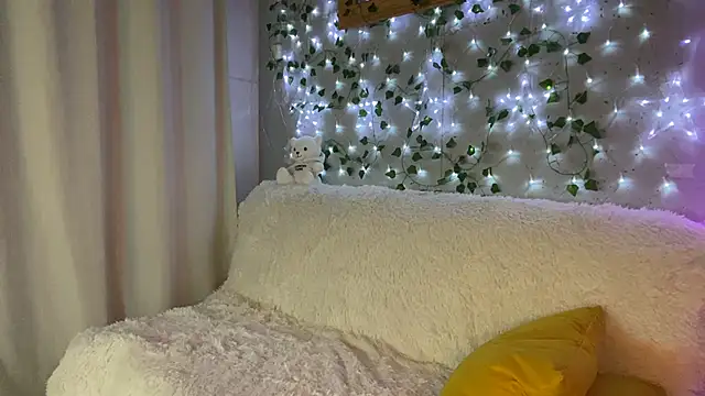   2sya   online show from February 3, 2025, 1:30 am