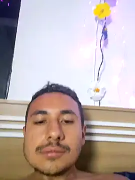 RelaxJhon99 online show from July 25, 2026, 4:43 am