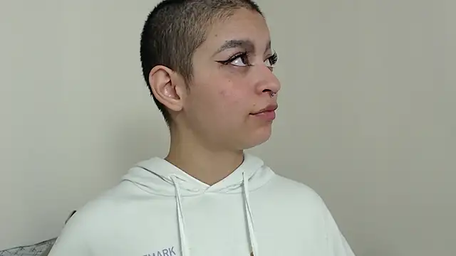 Bitsy Messy online show from January 4, 2025, 1:21 pm