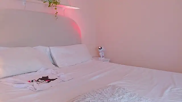 Snapshot of dilan_sp chatting on November 9, 2025, 12:20 am dilan sp online show from November 9, 2025, 12:20 am