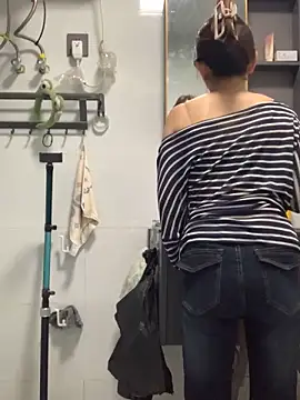 Snapshot of Aimeil chatting on April 5, 2026, 1:19 pm Aimeil online show from April 5, 2026, 1:19 pm