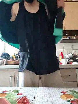 Snapshot of vulpe8400 chatting on February 25, 2025, 8:36 am vulpe8400 online show from February 25, 2025, 8:36 am