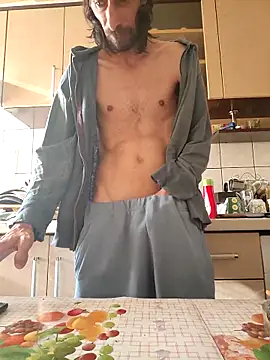 Snapshot of vulpe8400 chatting on September 8, 2025, 2:38 pm vulpe8400 online show from September 8, 2025, 2:38 pm