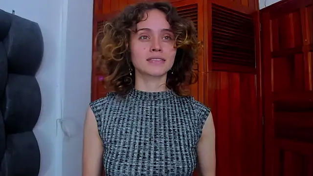 Snapshot of fulfill_fantasies1 chatting on September 16, 2025, 12:50 pm fulfill fantasies1 online show from September 16, 2025, 12:50 pm