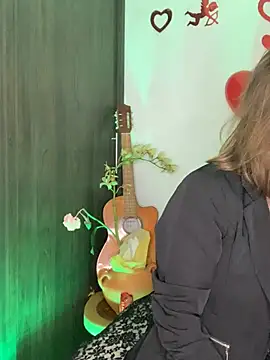 Liloo8923 online show from February 16, 2026, 2:51 am