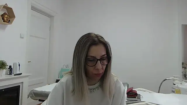 SukyGirl online show from December 13, 2024, 8:51 am