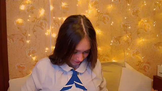 Snapshot of fluffy_kitty_ chatting on January 13, 2026, 11:54 pm fluffy kitty online show from January 13, 2026, 11:54 pm