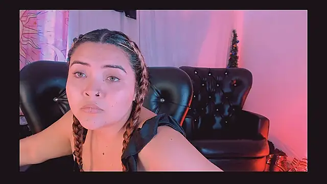 Agatha humidity online show from March 11, 2025, 7:25 pm