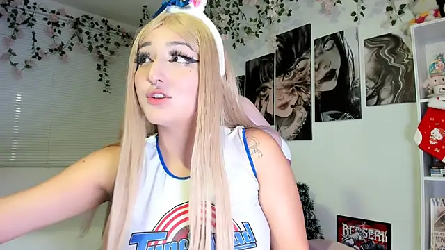 Snapshot of julyana_ chatting on January 4, 2025, 9:10 am julyana online show from January 4, 2025, 9:10 am